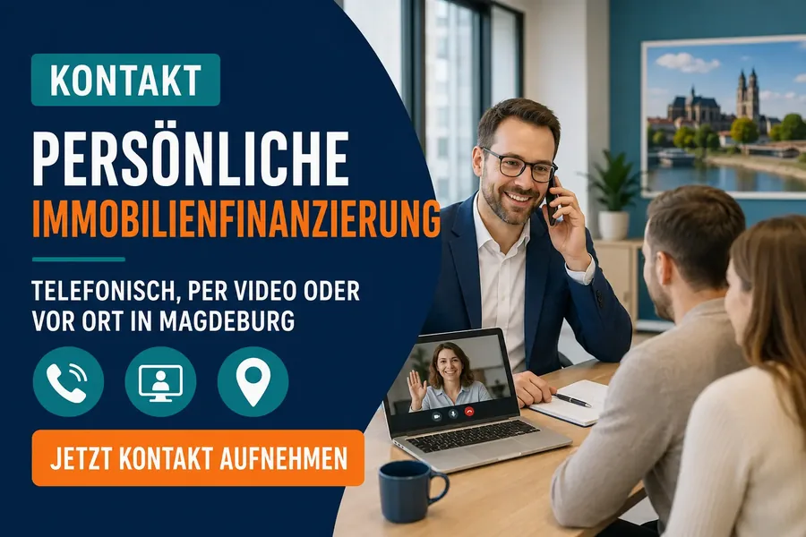 Baufinanzierungsberater berät telefonisch und per Video, während ein Paar im Magdeburger Büro sein Immobilienvorhaben bespricht.